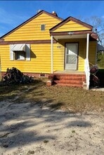 Building Photo - 2125 Kennedy Dr