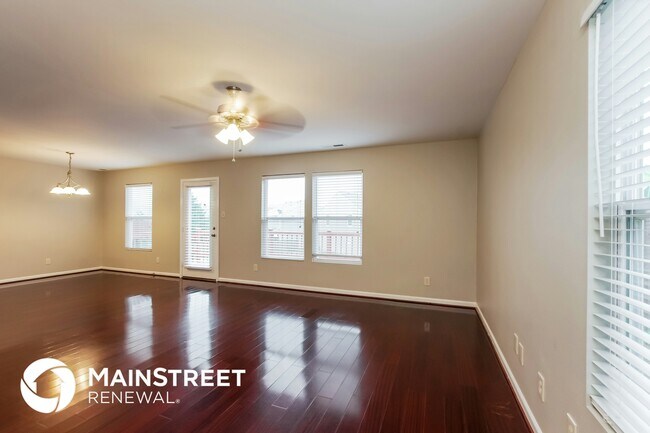 Foto del edificio - 6208 Salamander Run Ln