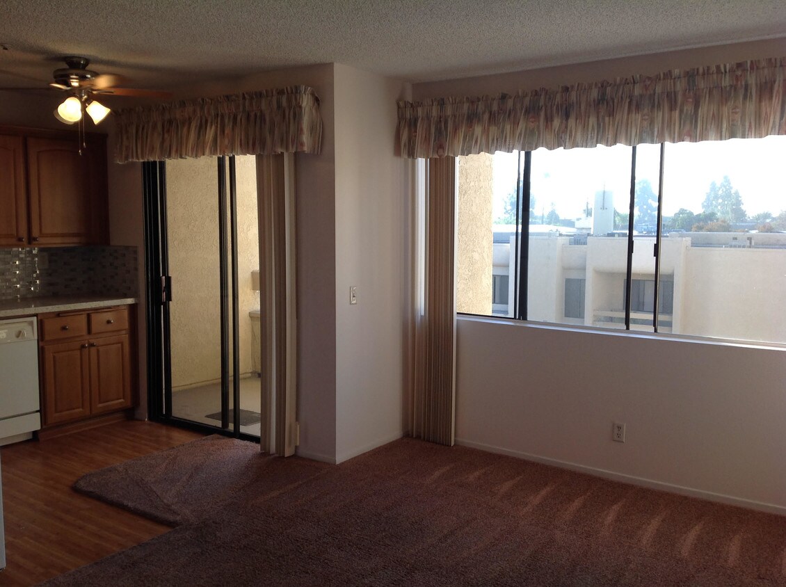 301 N Ford Ave, Fullerton, CA 92832 Condo for Rent in Fullerton, CA