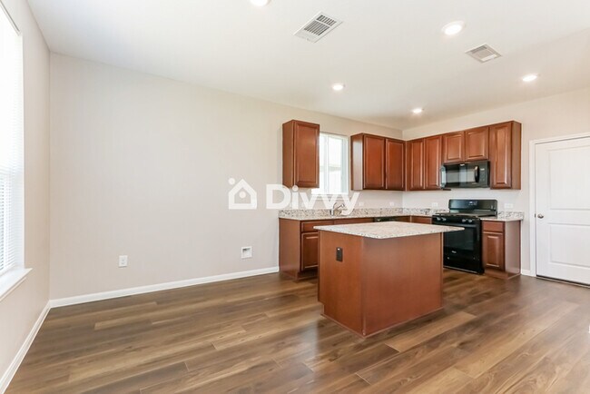 Building Photo - 17874 Plow Horse Ln