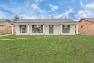 Building Photo - 5006 Heatherbloom Dr