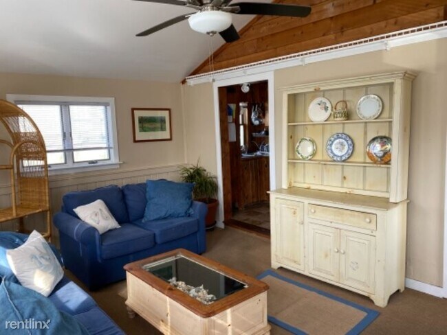 Building Photo - 2 br, 1 bath House - 5208 Virginia Dare TraiL