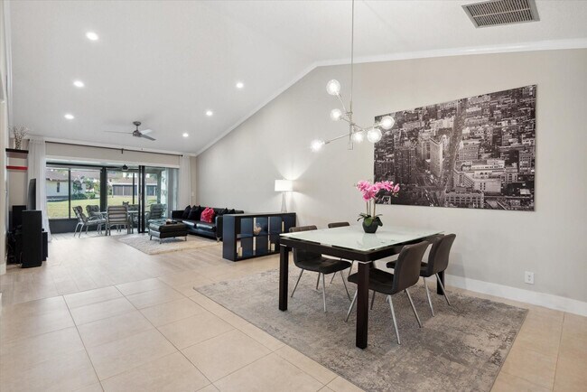 Foto del edificio - 20929 Boca Ridge Dr W