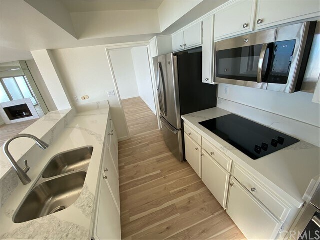 Building Photo - 259 Avenida Lobeiro