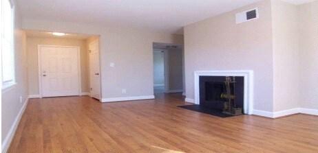 Livingroom (View-1) - 1209 N Pitt St