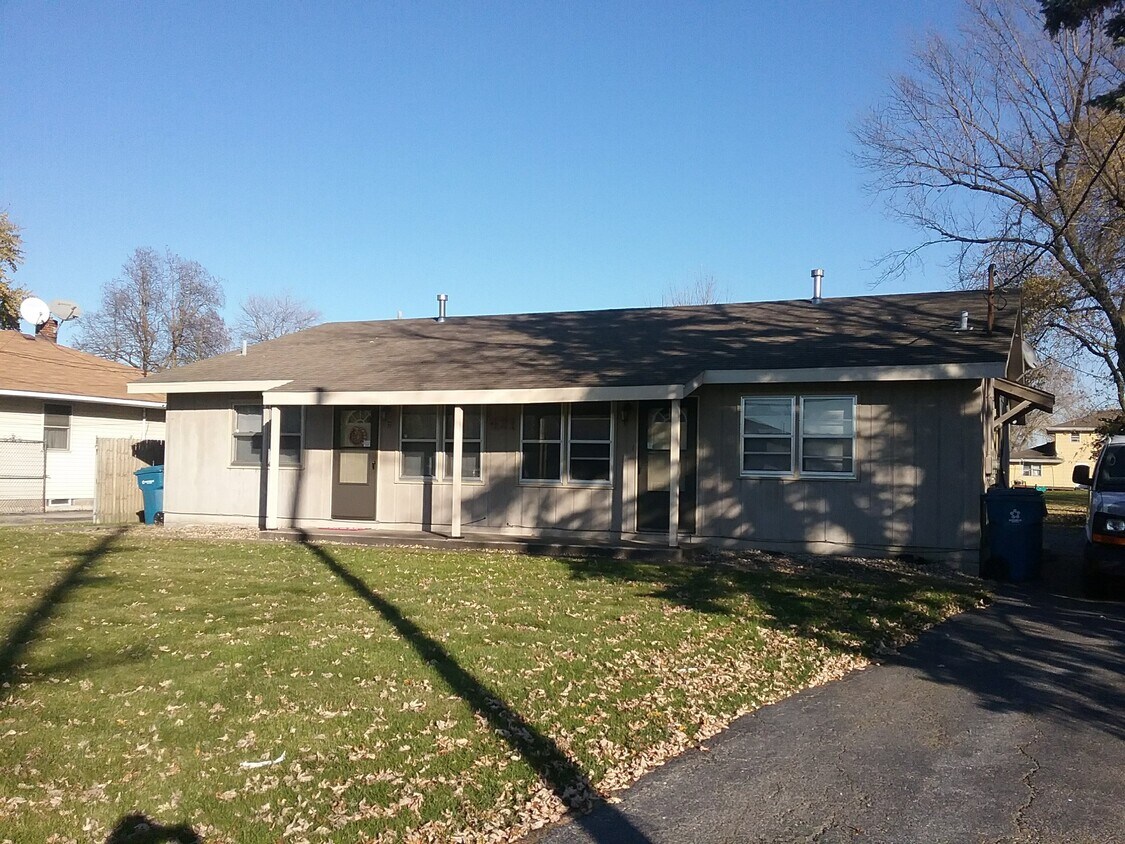 Primary Photo - 421 Kennedy Ave