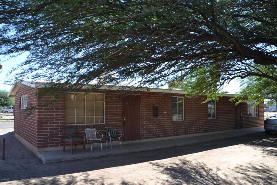 Primary Photo - 711-741 E Bilby Rd