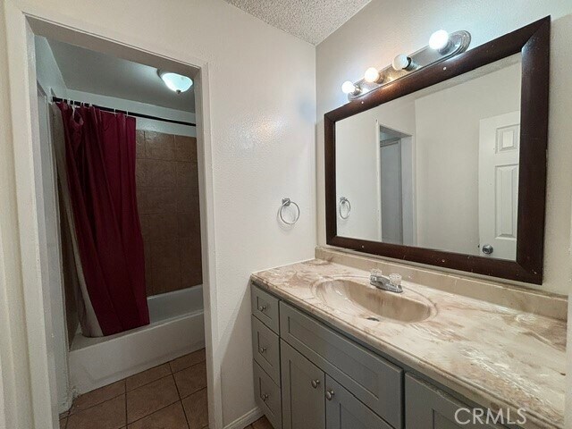 Foto del edificio - 7925 Midhurst Dr