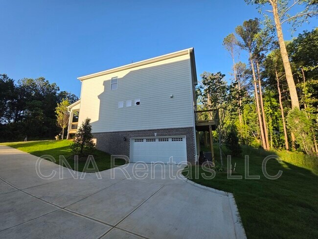 Foto del edificio - 1668 Eagle Dr