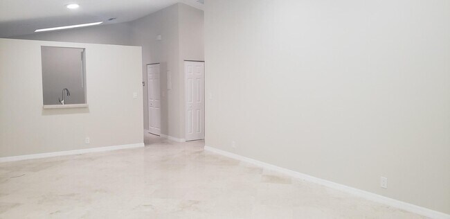 Foto del edificio - 11579 Orange Blossom Ln