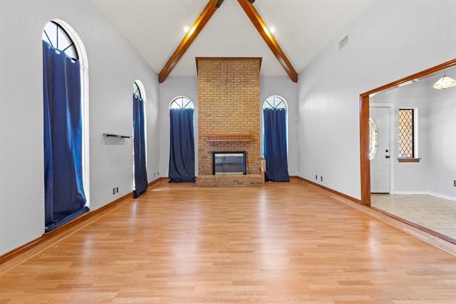 Building Photo - 5604 Paddockview Dr