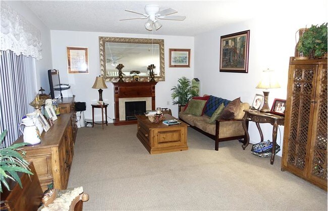 Foto del edificio - 6393 SE Windsong Ln