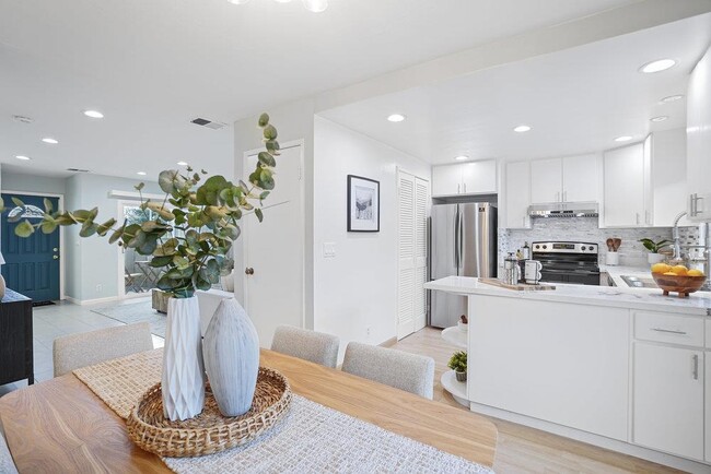 Foto del edificio - 842 Juno Ln