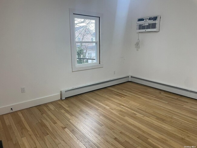 Foto del edificio - 224 Franklin Pl