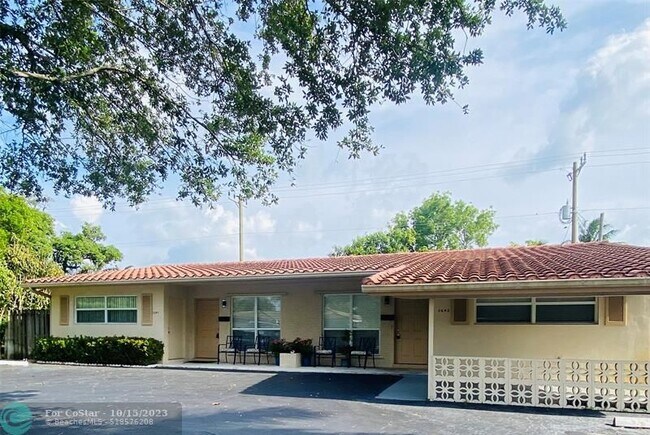 Foto del edificio - 1643 NE 55th St