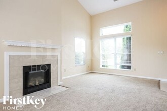 Building Photo - 7228 Village Oaks Dr