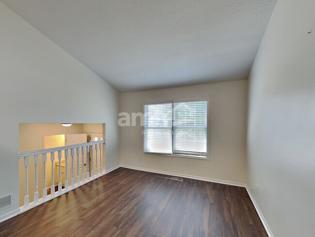 Building Photo - 1566 Pheasant Run Drive