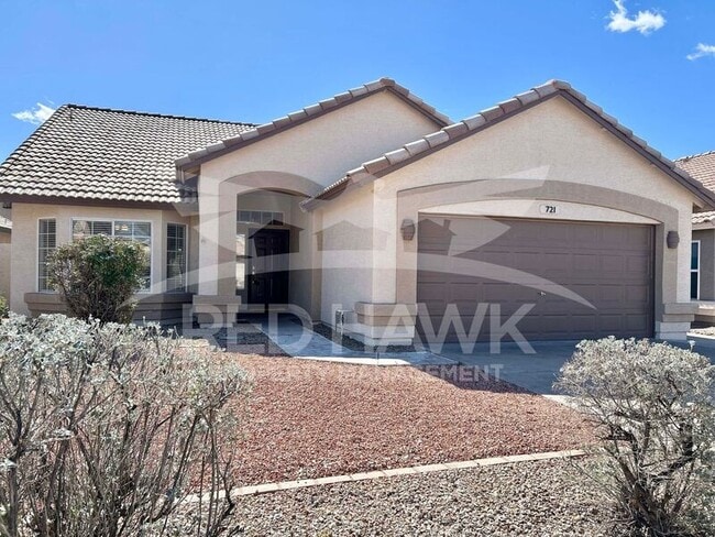 Building Photo - 721 E Sheffield Ave