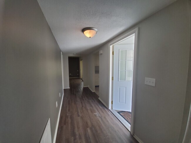 Foto del edificio - Updated 2 bed/ 2 bath Villa ~ 55+ Communit...