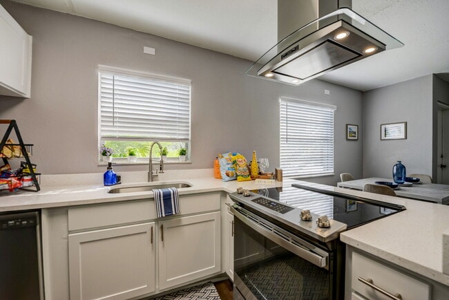 Photo - The Residences at Soho Apartments