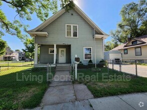 Building Photo - 1301 Washington St