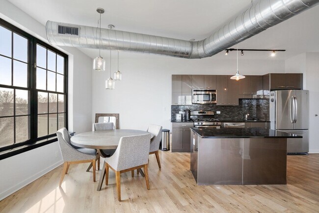 Foto del edificio - 944 Dorchester Ave
