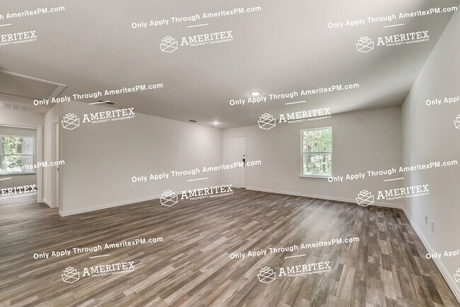 Building Photo - 459 Admiral Dr
