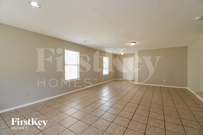 Foto del edificio - 9414 Gnarled Chestnut Ct