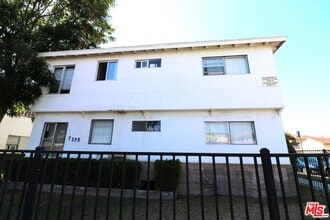 Building Photo - 7249 Bakman Ave