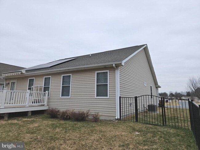 Building Photo - 5 Harcourt Dr