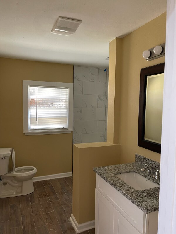 Building Photo - 10820 Dreux Ave