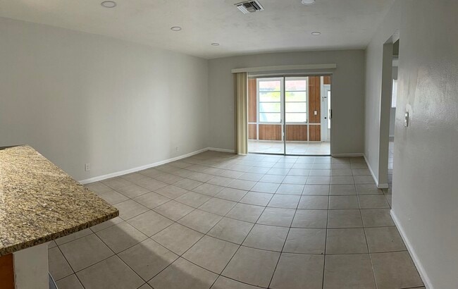 Foto del edificio - 7801 NW 70th Ct