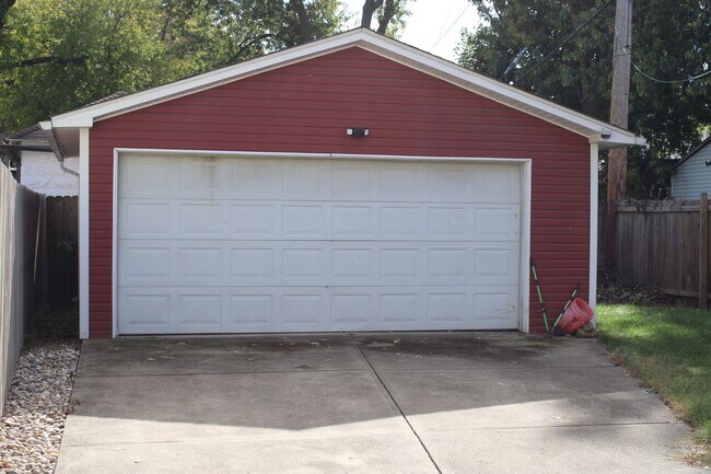 Foto del edificio - Beautiful 2 Bedroom home with all of the amenities