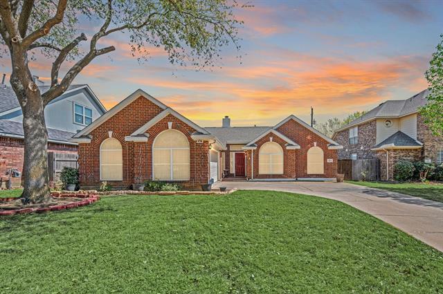 Foto del edificio - 1317 Gatewood Dr