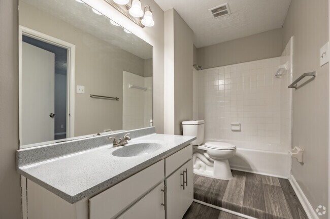 2HAB, 1.5BA - 1,100 ft² - Forty15 Apartment Homes