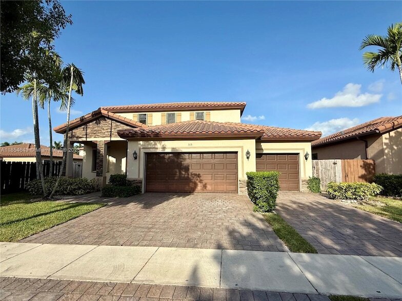 Primary Photo - 515 SE 35 Ave