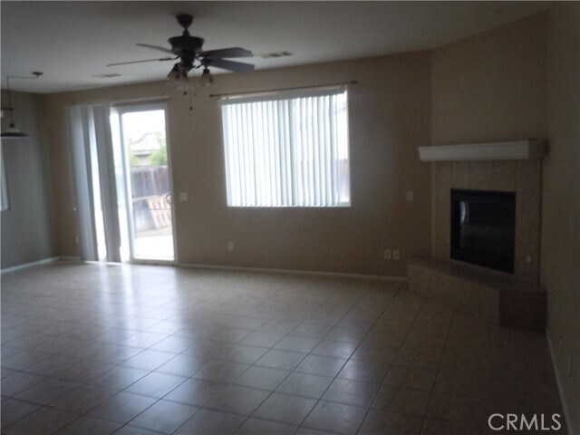 Foto del edificio - 31636 Rosales Ave