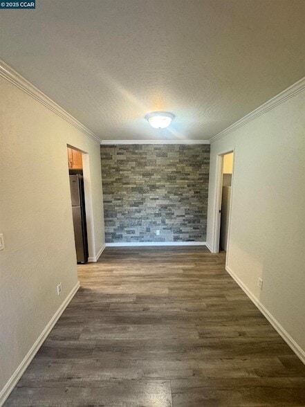 Building Photo - 1085 Murrieta Blvd