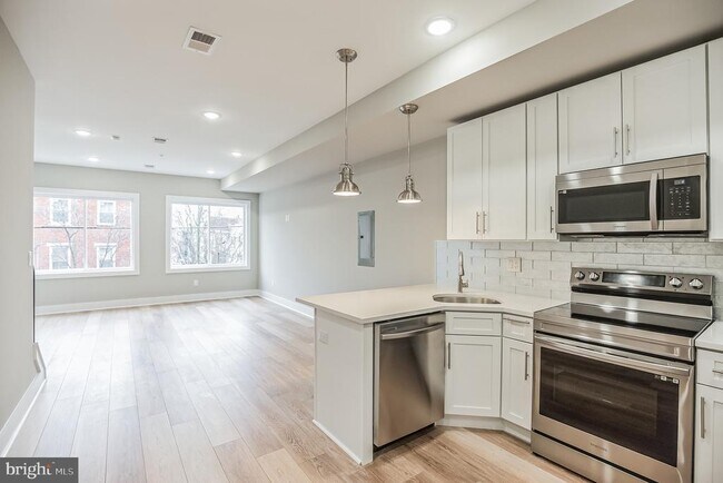 Foto del edificio - 2216 Emerald St