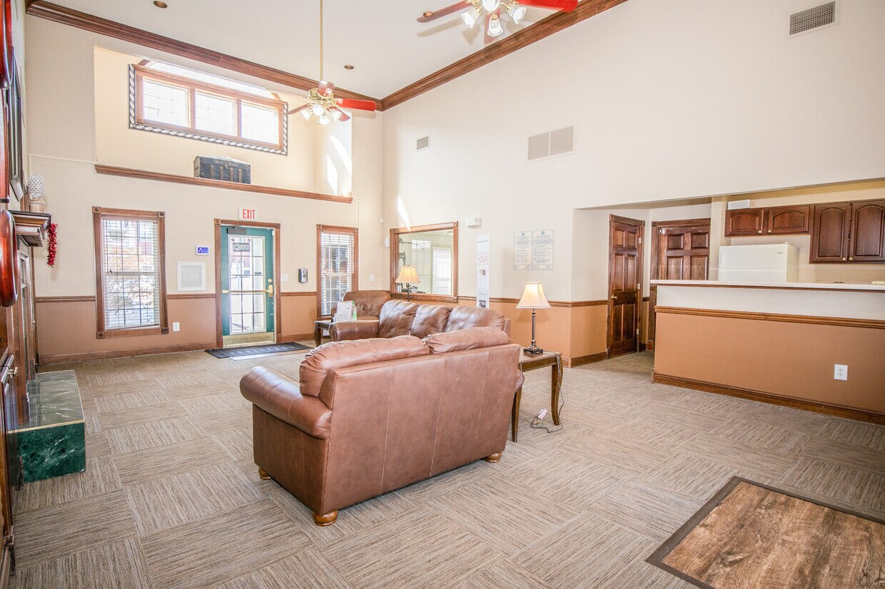 Creekside Park Apartments in IL