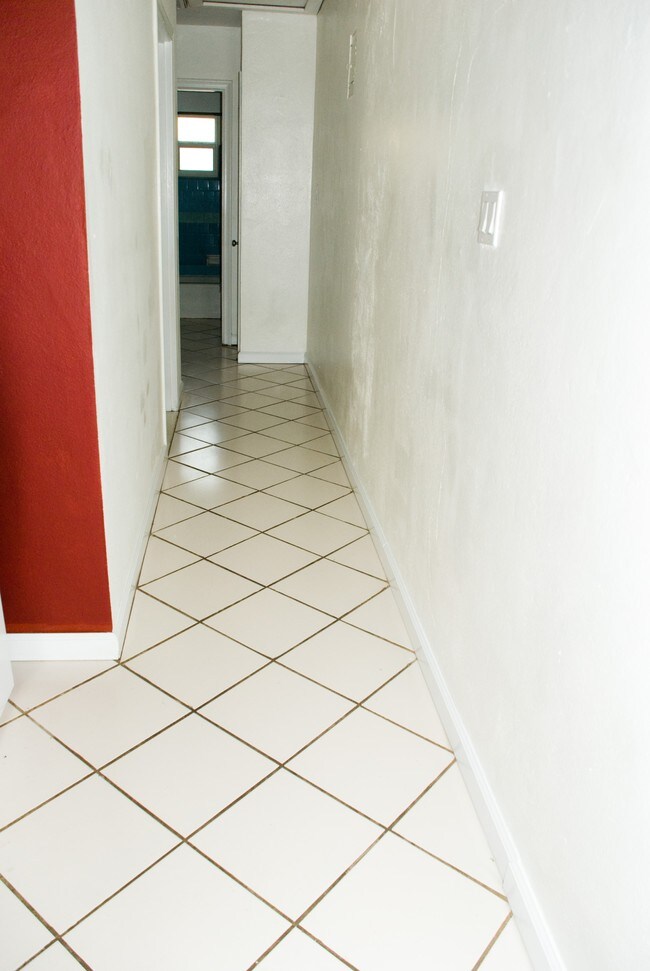 Foto del edificio - 1209 N Bronough St