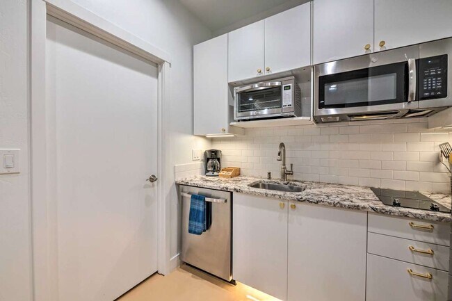 Foto del edificio - 2324 S Green St