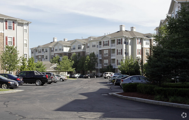 Villas at Old Concord Apartments - Billerica, MA | Apartments.com