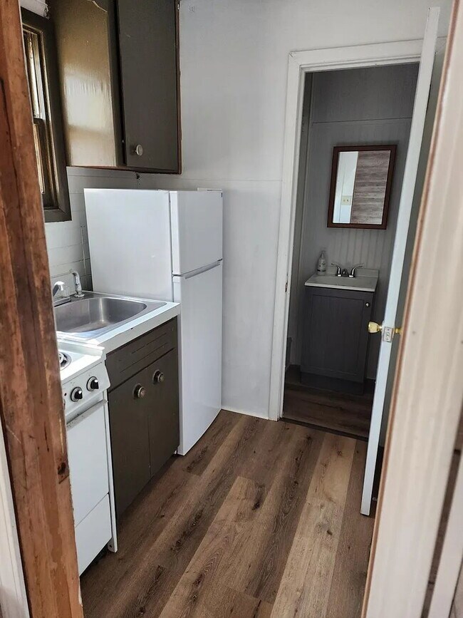 Foto del edificio - "Charming 1-Bed Gem in Virginia, MN – Perf...