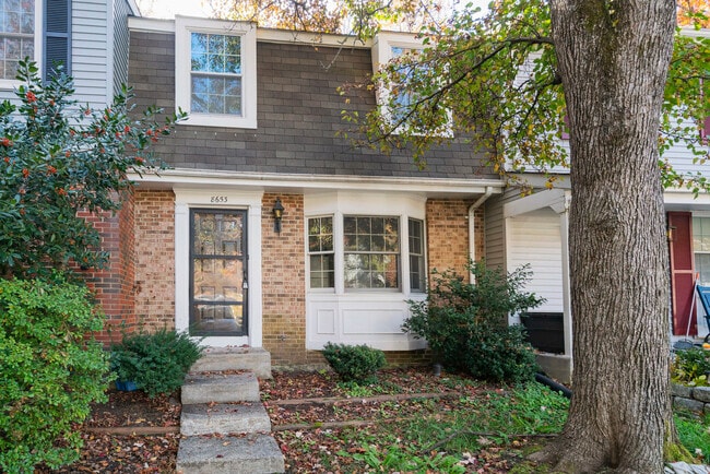 Building Photo - 8653 Bent Arrow Ct