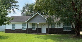 Foto del edificio - 411 Chapelwood Dr