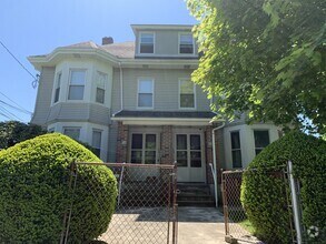 Building Photo - 38 Lowell Ave