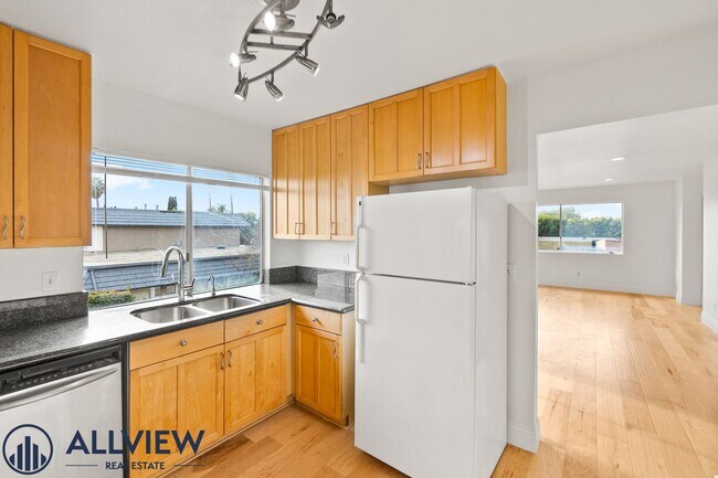 Foto del edificio - Renovated 2 Bedroom, 1 Bathroom Available ...
