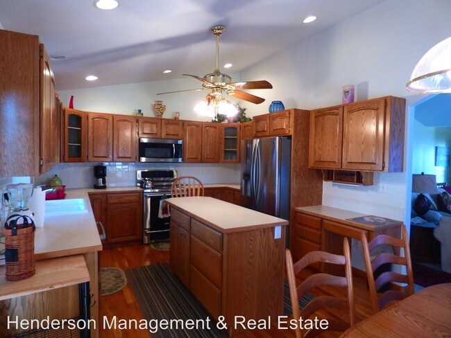 Building Photo - 1216 N 4th St