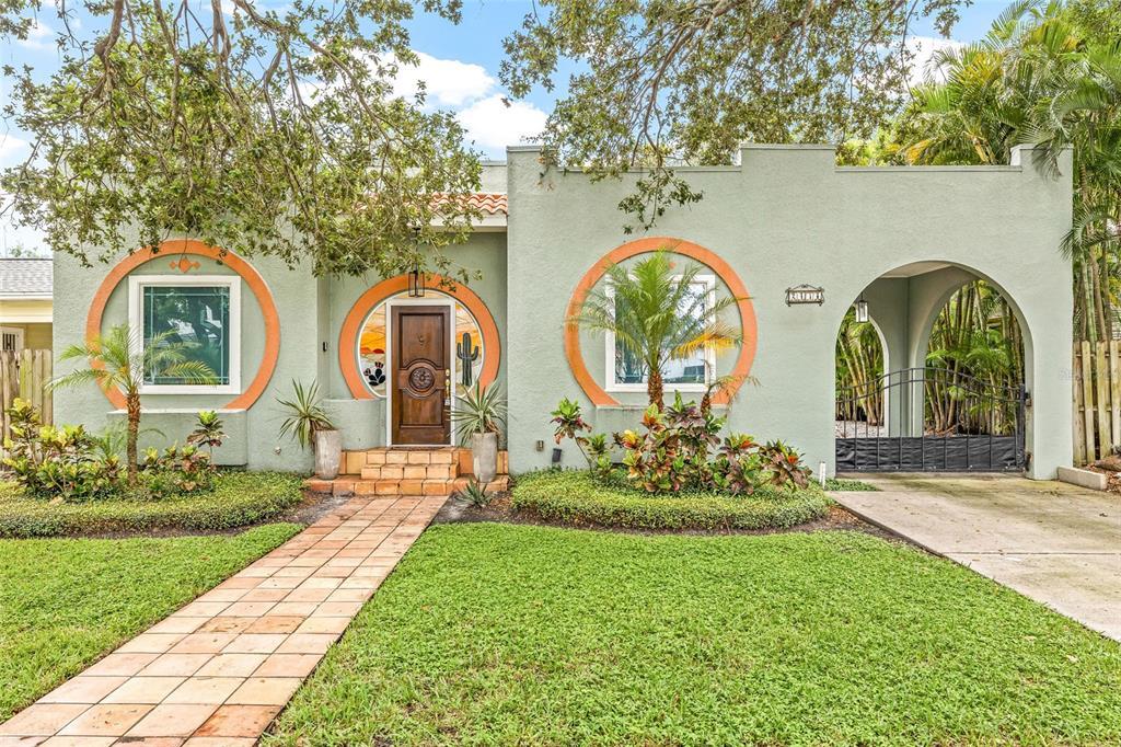 Foto principal - 2434 W Prospect Rd